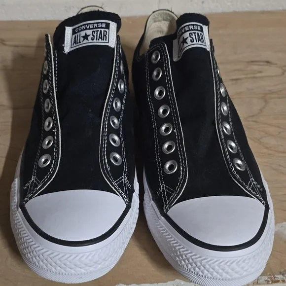 Converse Black and White Slip-On Shoes New No Tags Or Box - Picture 5 of 5